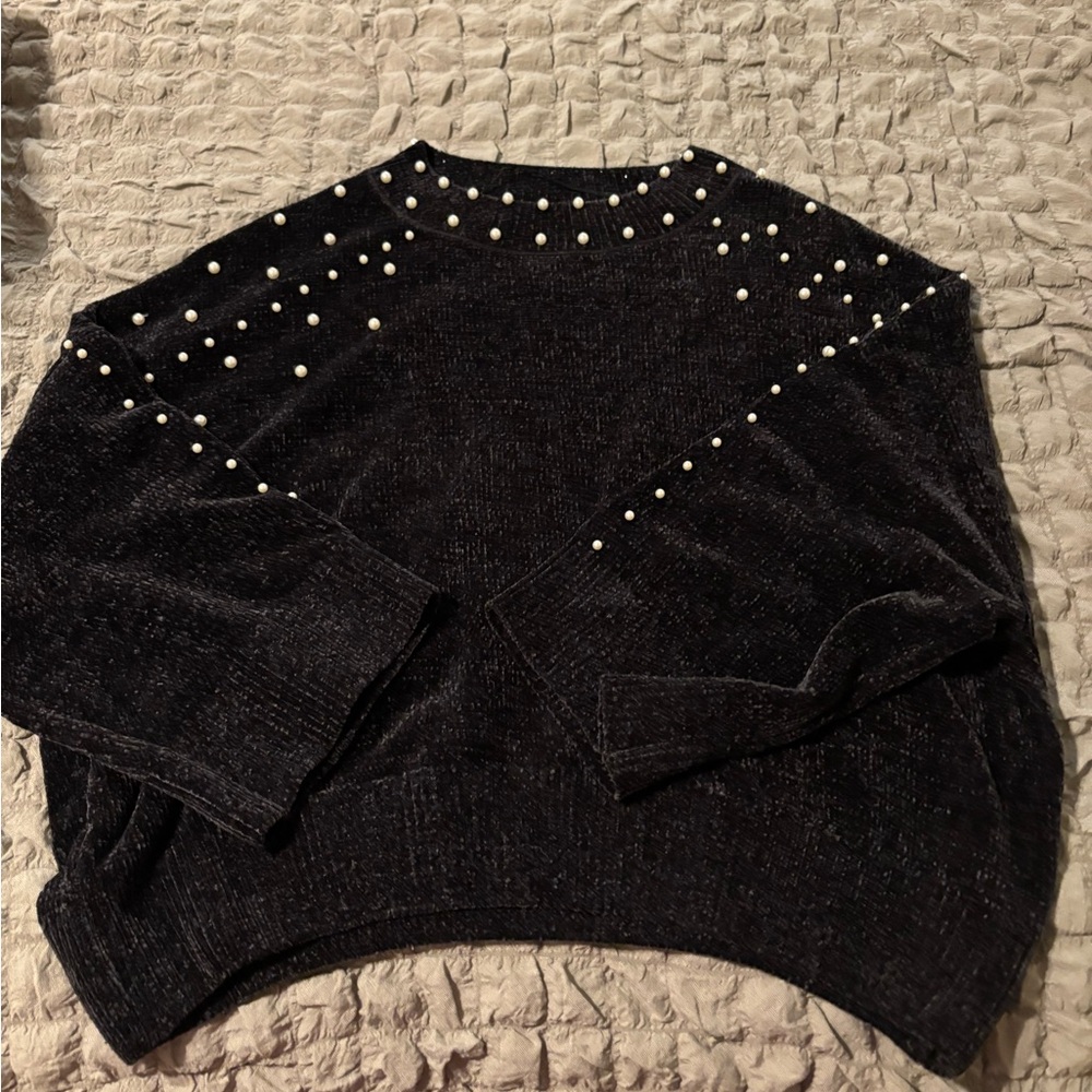 Women’s Black Crown and Ivy Sweater with Pearl Details Size Medium